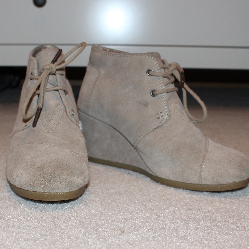 Toms Tan Lace Up Wedge Bootie